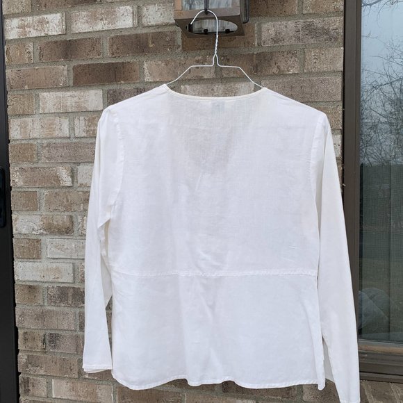 White long-sleeved summer top (large) - Picture 2 of 2